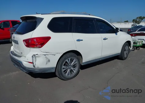 2017 Nissan Pathfinder Sv z USA, uszkodzony, nr VIN 5N1DR2MN5HC646844